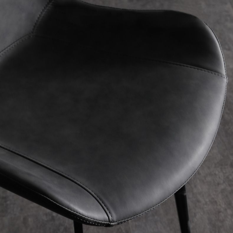 Silla de comedor tapizada de metal con respaldo sólido industrial para interiores