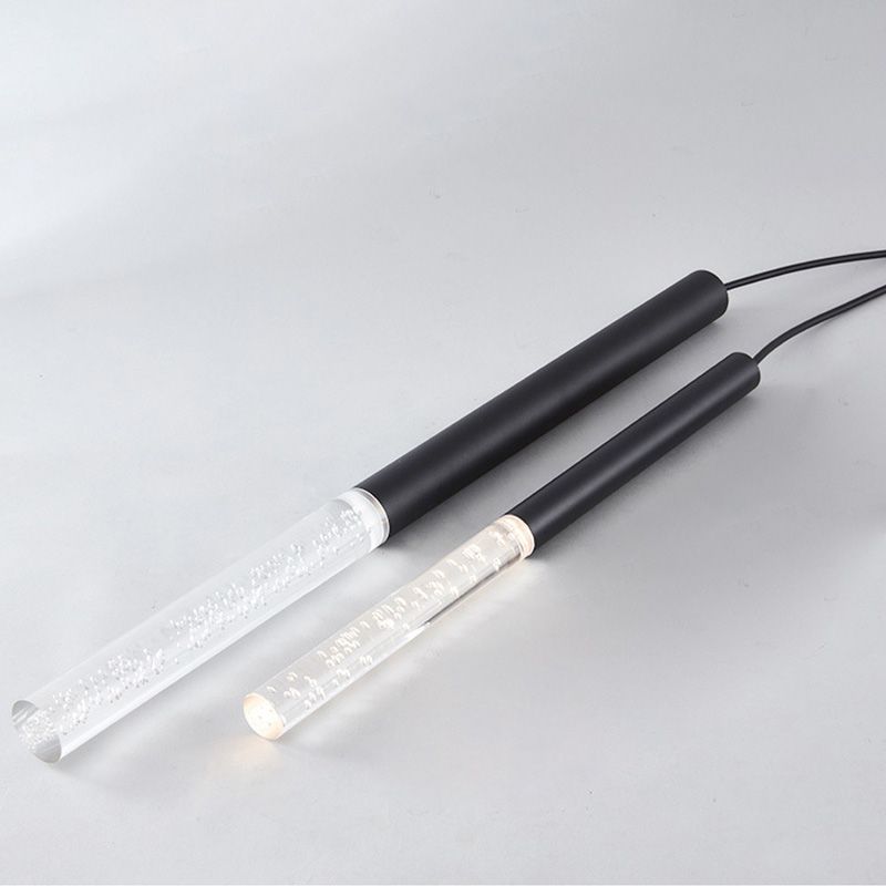 LED HORTING LIGHT avec un éclairage pendentif contemporain noir en acrylique