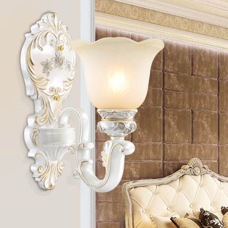 Cream Glass White Wall Light Floral 1/2-Head Cottage Wall Sconce Lighting with Swooping Arm