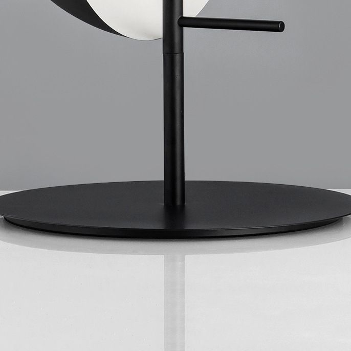 Lampe de table hémisphérique artistique moderne, lampe de bureau en fer laqué avec abat-jour en verre