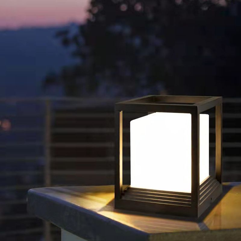 Square LED Pillar Lamp Metal Waterproof Outdoor Light for Garden
