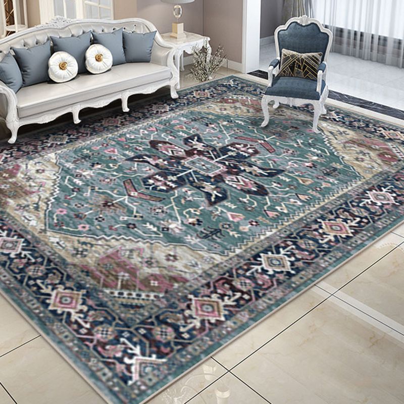 Blue Traditional Area Carpet Graphic Pattern Polyester Area Rug Anti-Slip Rug for Home Decor