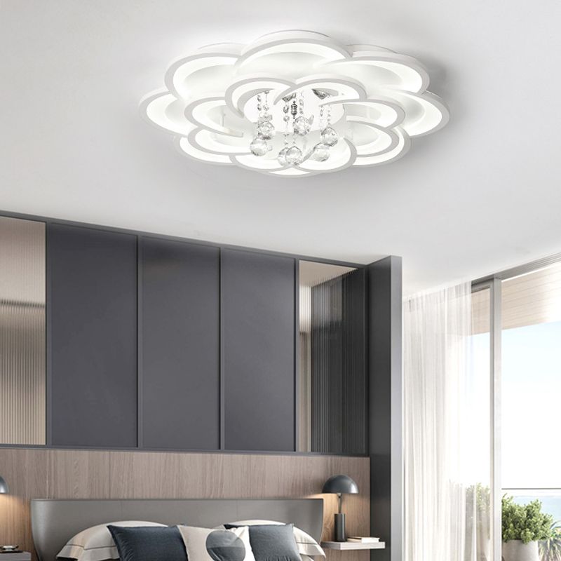 Acrylic Flower LED Flush Mount Modern 20.5"/27"/31.5" Wide Ceiling Light Fixture in Warm/White Light for Living Room