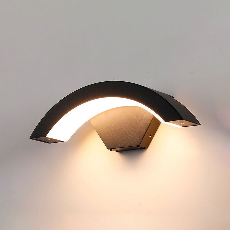 Modern Outside Geometric Wall Light Fixture Metal 1 Light in Black