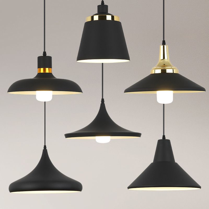 Nordic Style Shaded Pendant Light 1-Light Metallic Suspension Light Fixture in Black