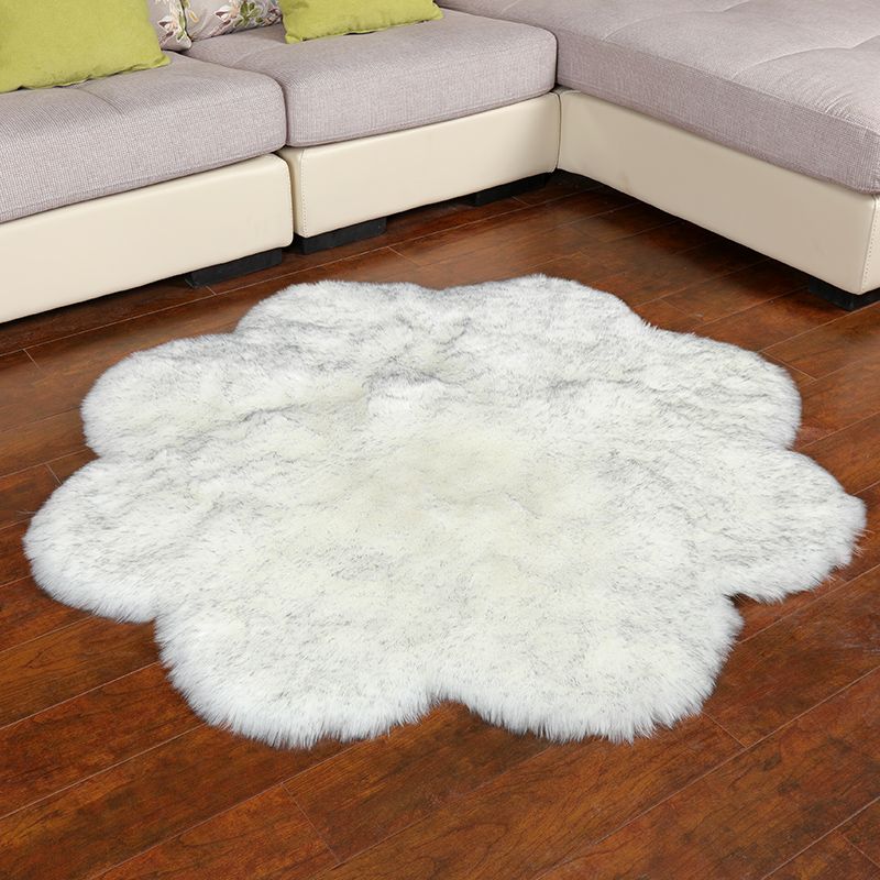 Stilvoller plüsch Teppich Vollfarbener Polyester Teppich Easy Care Teppich für Schlafzimmer