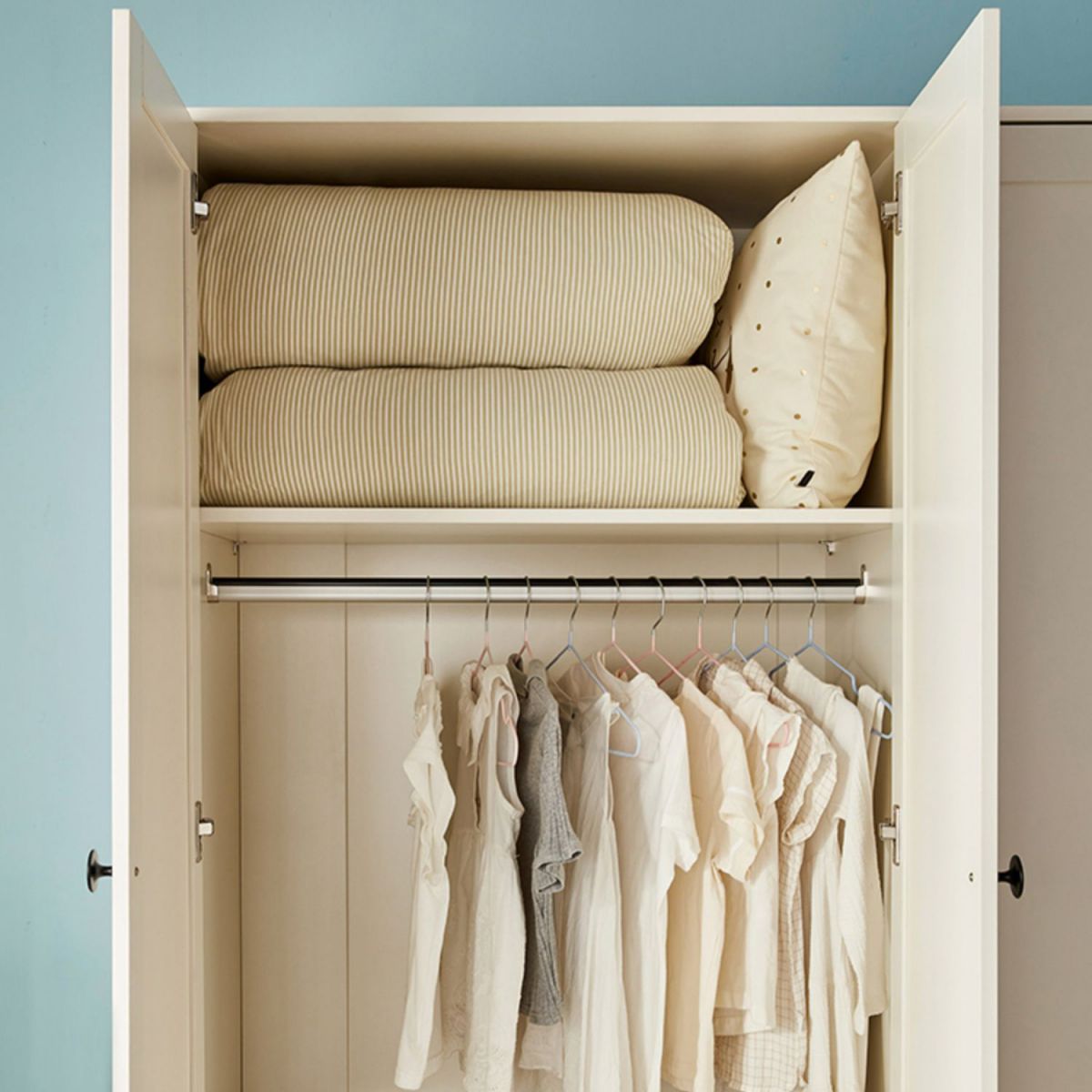 White Hanging Clothes Rack 3-Door Hanging Clothes Rack with Lower Storage Drawers
