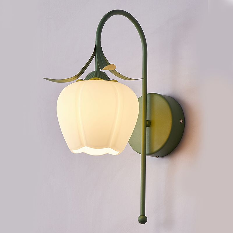 Modern Simple Wall Light Frosting Iron Flower Shape Wall Lamp for Bedroom