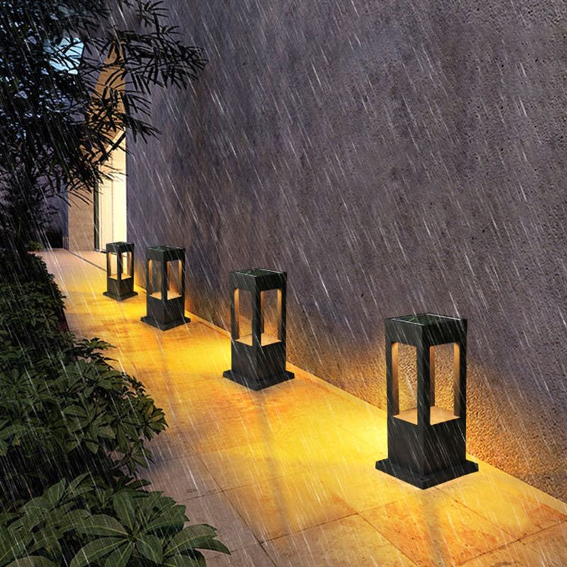 Metal LED Square Shape Outdoor Waterproof Light with Acrylic Shade