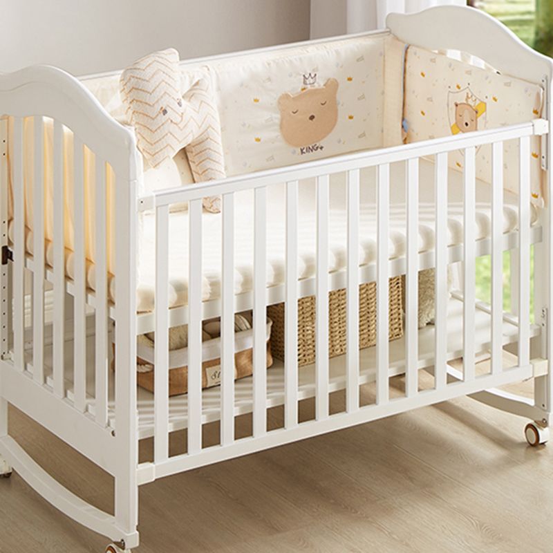 Scandinavian Guardrail Nursery Bed Solid Wood Baby Crib with Casters