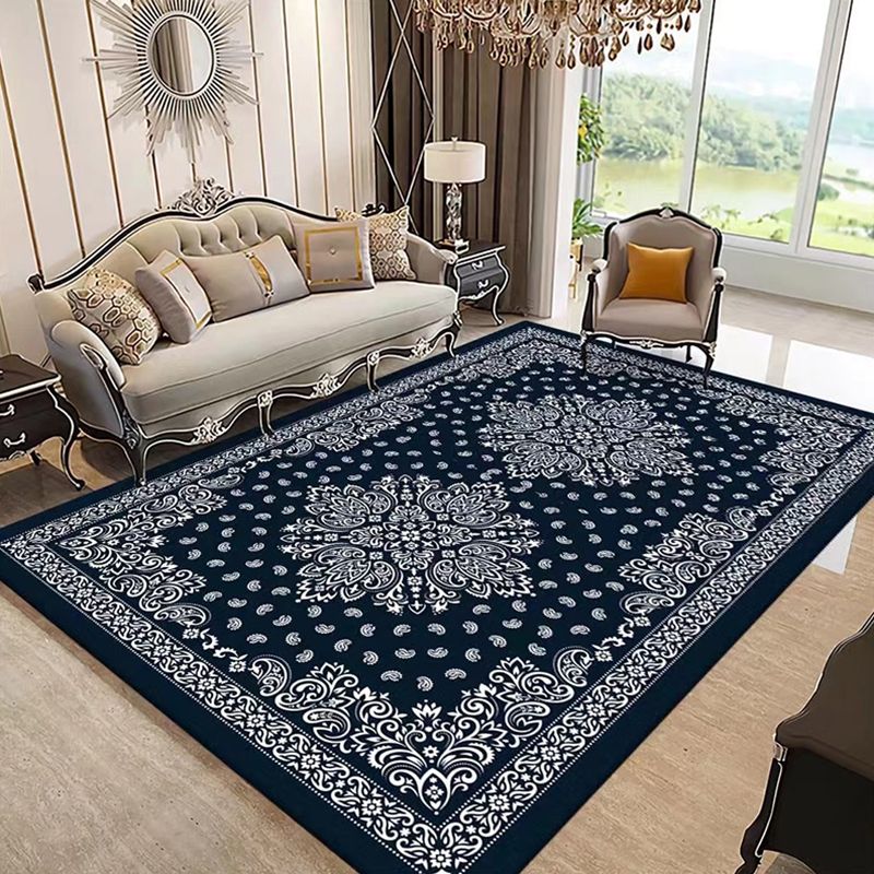 Dark Brown Modern Rug Polyester Graphic Indoor Rug Non-Slip Backing Rug for Sitting Room