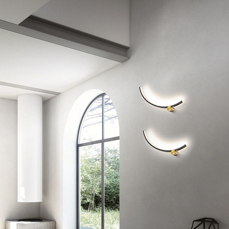 Linear Shape Wall Lamp Modern Style Acrylic 1 Light Sconce in Black