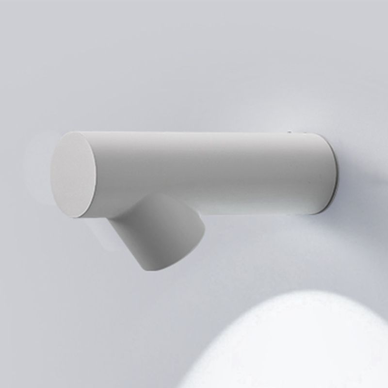 Aluminum LED Wall Fixture in Black / White Finish Modern Wall Spotlight