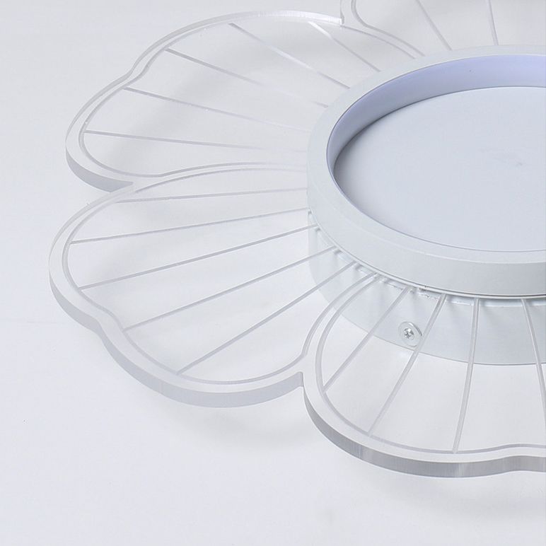 White Flower Ceiling Flush Mount Light Simple LED Acrylic Ceiling Mount Light Fixture