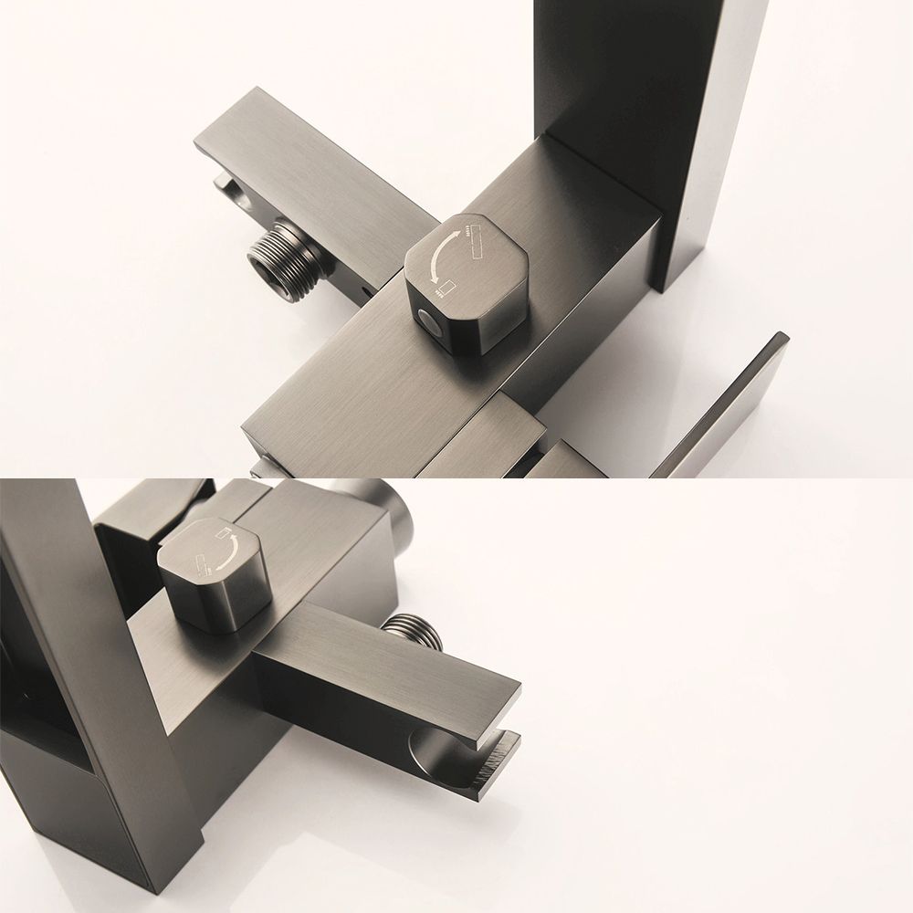 Floor Mounted Metal Freestanding Tub Filler 1 Handle Freestanding Faucet with Hose