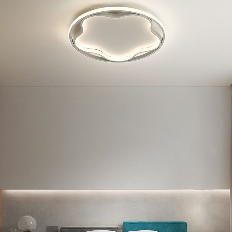 Flor de metal cerca de la iluminación del techo Luz de techo blanca LED nórdica