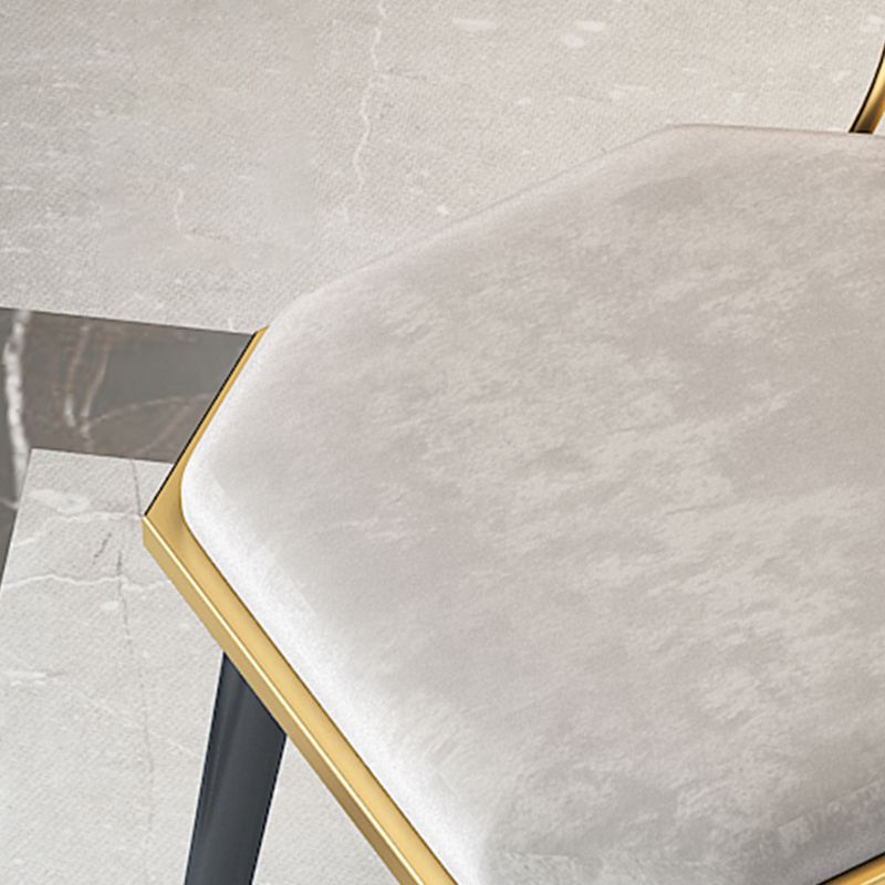 Nordic Style Velvet Dining Chair Metal Dining Chairs for Restaurant Use