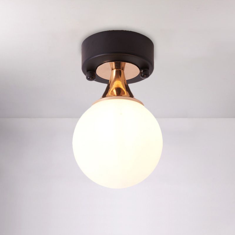 Singola lampadina nera a incasso Lampada Loft Style Milky Glass Bubble Apparecchio montato a soffitto