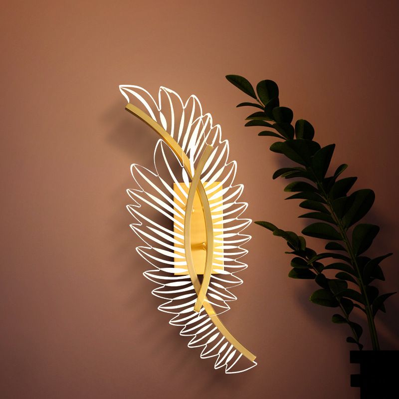 Modern Unique Shape Wall Mount Light Fixture Sconce Lamp in Gold for Dining Room
