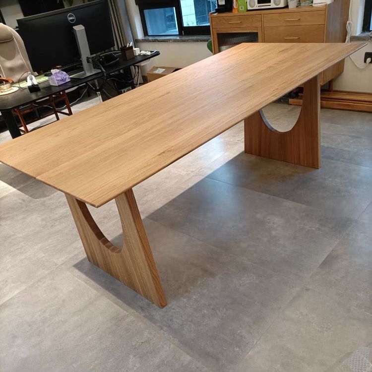 Mesa de comedor industrial de madera maciza, mesa rectangular en la naturaleza con pedestal doble