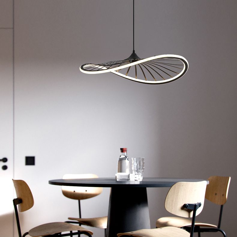 Luz colgante de negro de colgante en forma de alambre de alambre de hierro para el comedor para comedor