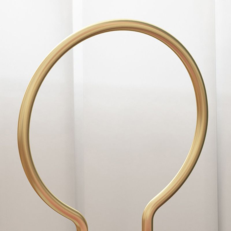 Silla de comedor de metal Glam, silla lateral de comedor con respaldo abierto sin brazos para uso doméstico