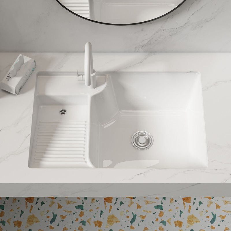Modern Centerset Faucet Single Hole Lever Handles Centerset Bathroom Sink Faucet