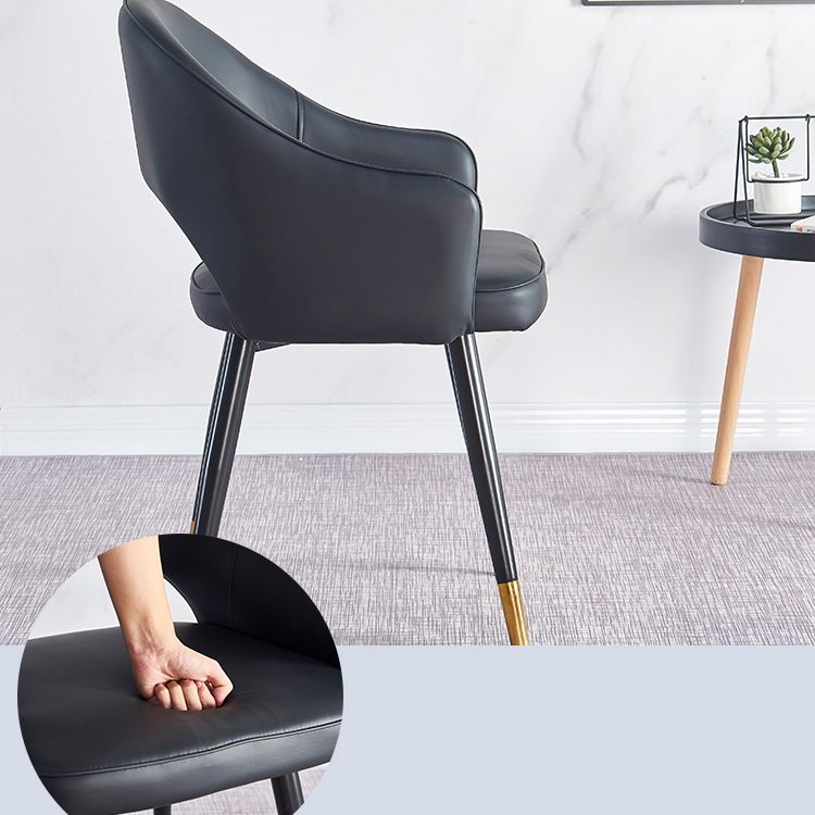 Sillón casero escandinavo tapizado con respaldo abierto Silla de comedor de metal