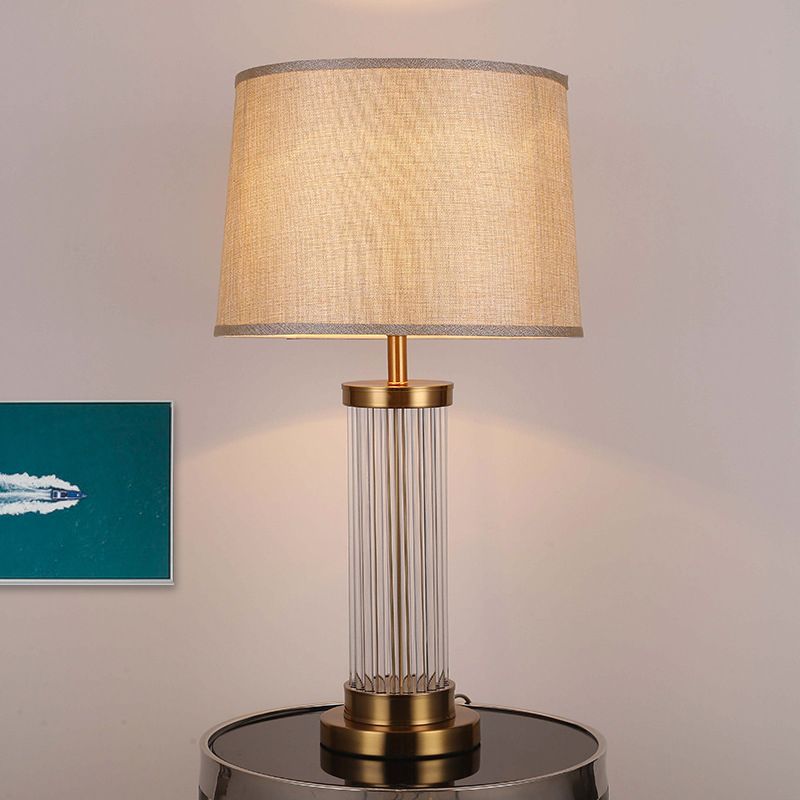 1 lampe de vie de salon de tête Lumière de lecture en or moderne avec une nuance de tissu de baril