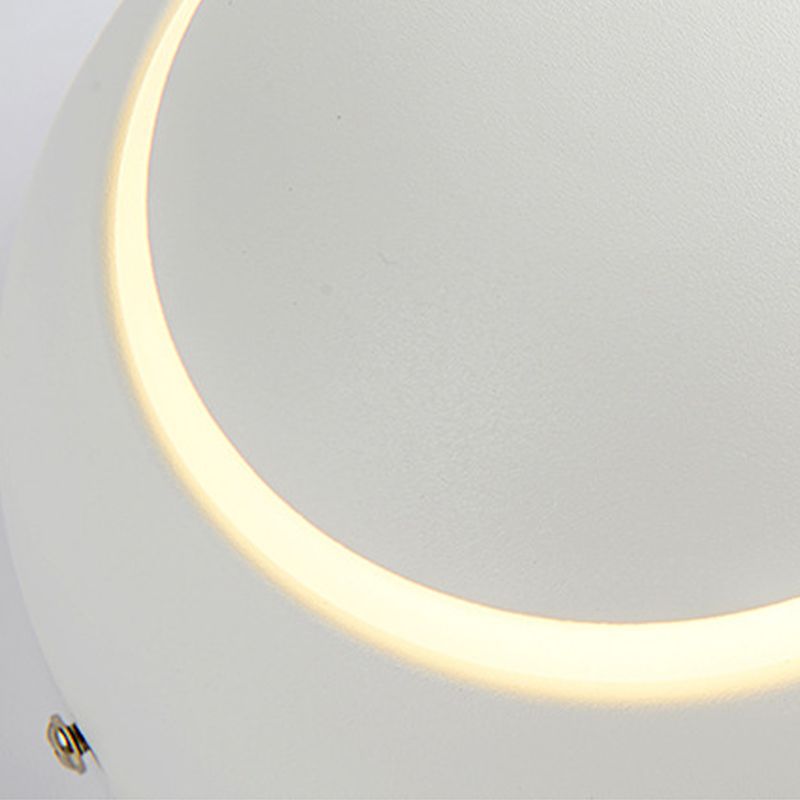 Modern Metal Wall Light Round Rotatable 6" Wide LED Wall Sconce for Living Room