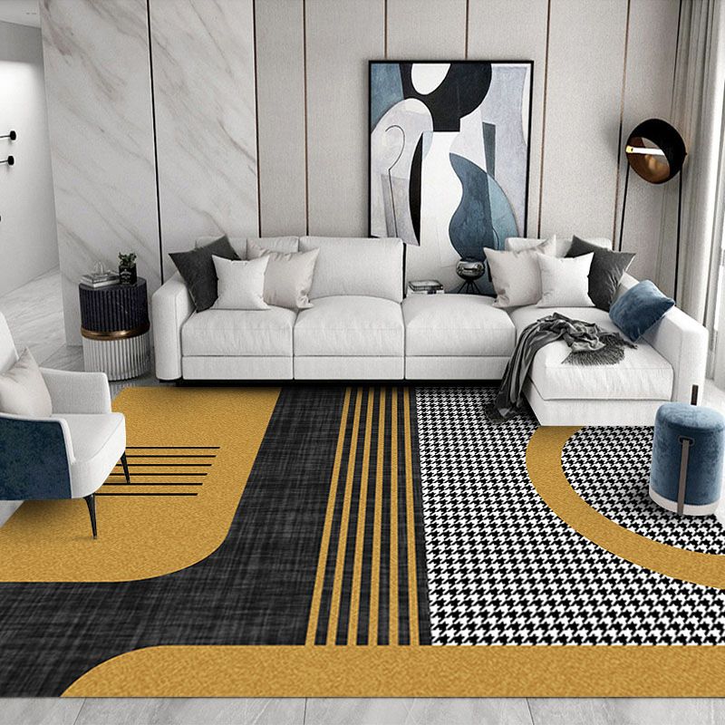 Gray Striped Carpet Polyester Contemporary Carpet Non-Slip Backing Carpet for Drawing Room