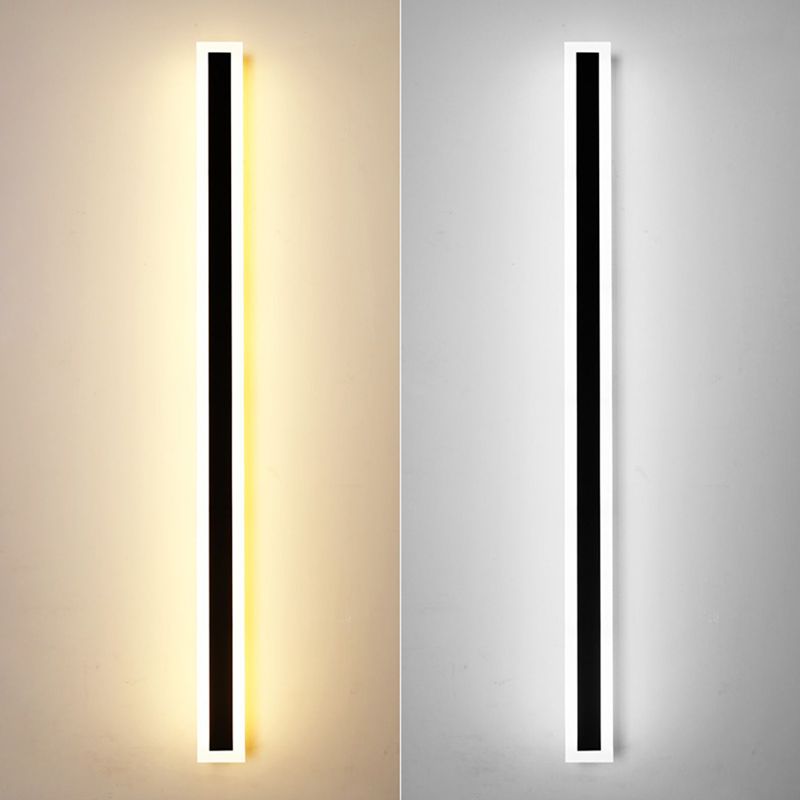 Linear Shape Metal Wall Light Modern Style 1 Light Wall Mount Lighting in Black