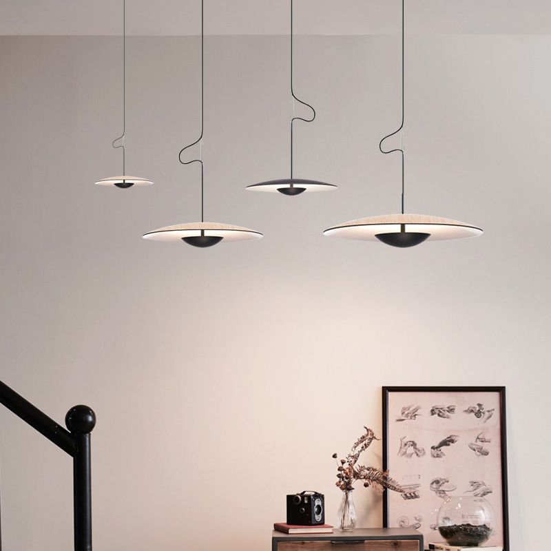 Nordic Modern Creative Metal Pendant Light Flying Saucer LED Small Suspension Light for Bedroom
