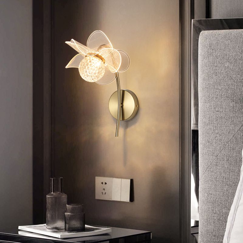 Contemporary Wall Sconce Flower Wall Light Fixture with Acrylic and Metal for Bedroom