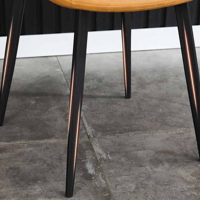 Accueil Chaise de salle à manger contemporaine avec accoudoirs et dossier solide en métal (Ensemble de 4)