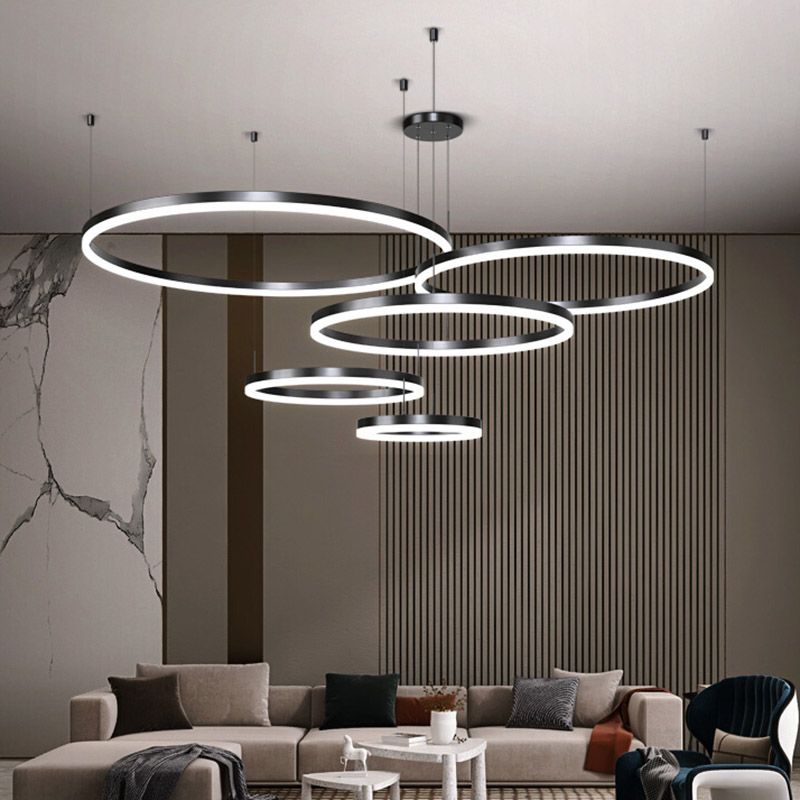Metal Circle Pendant Chandelier Minimalist Black LED Pendant Light for Living Room