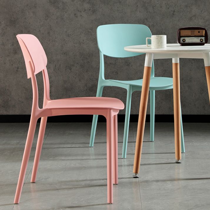 Sillas modernas de comedor y acento Silla sin brazos con respaldo abierto de plástico para interiores y exteriores
