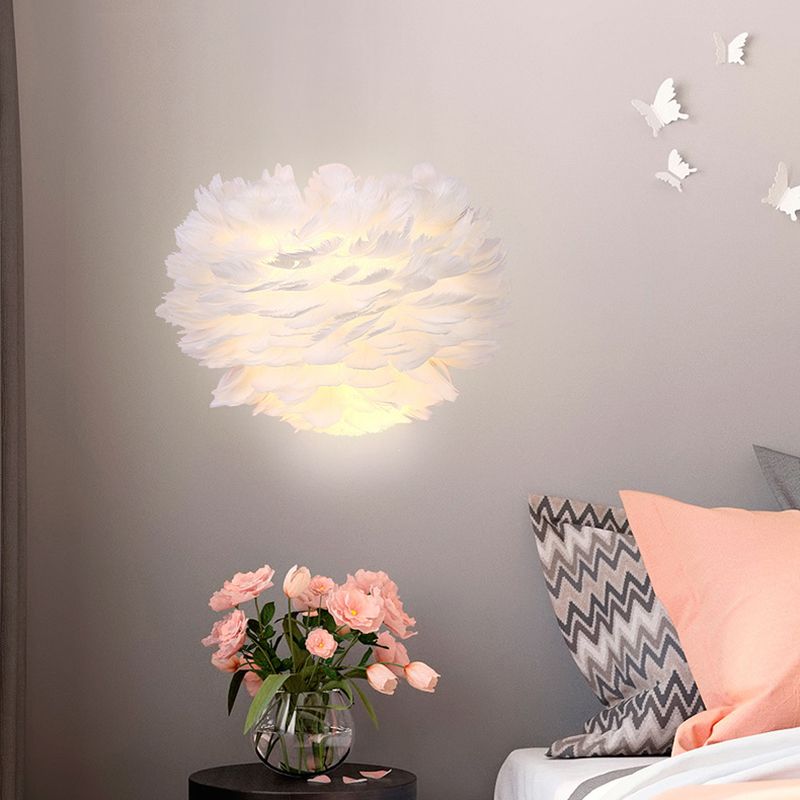 White Feather Flush Wall Sconce Contemporary 1 Bulb Fabric Wall Mounted Light for Bedside