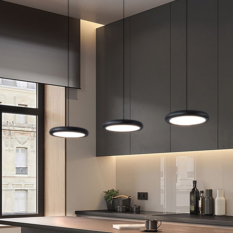 Moderne minimalistische LED -hanglamp Frosted aluminium cirkelvormige hanglamp met acrylschaduw