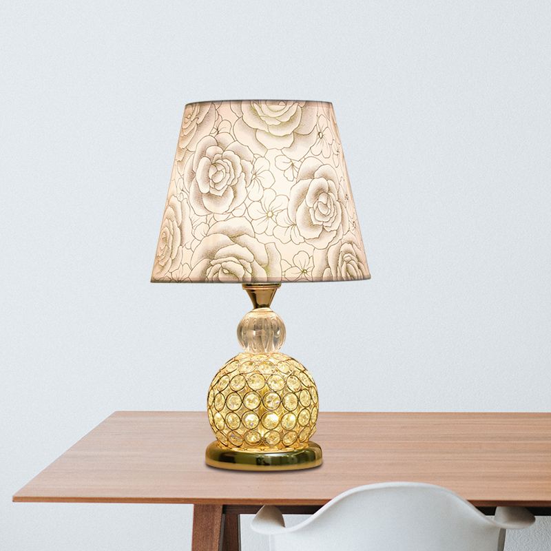 Bal slaapkamer tafel licht modern kristal ingebed 1 lamp goud/zilver/rode nachtkastje lamp met geometrische/pioen/hartverscheurende schaduw