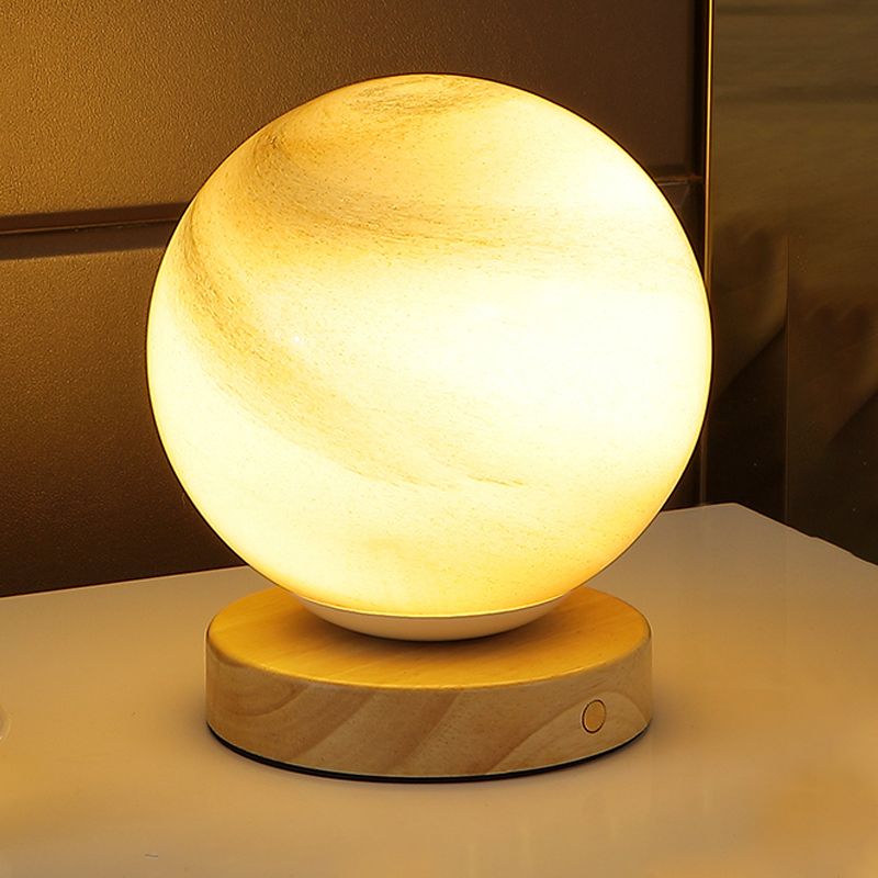 Lampe de table de style moderne 1 lumière de bureau en bois avec nuance en verre pour le salon