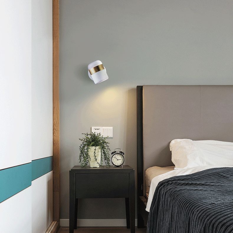 Minimalism Aluminum Wall Mount Lamp Bedroom Wall Lighting Fixture with 1 Spotlight