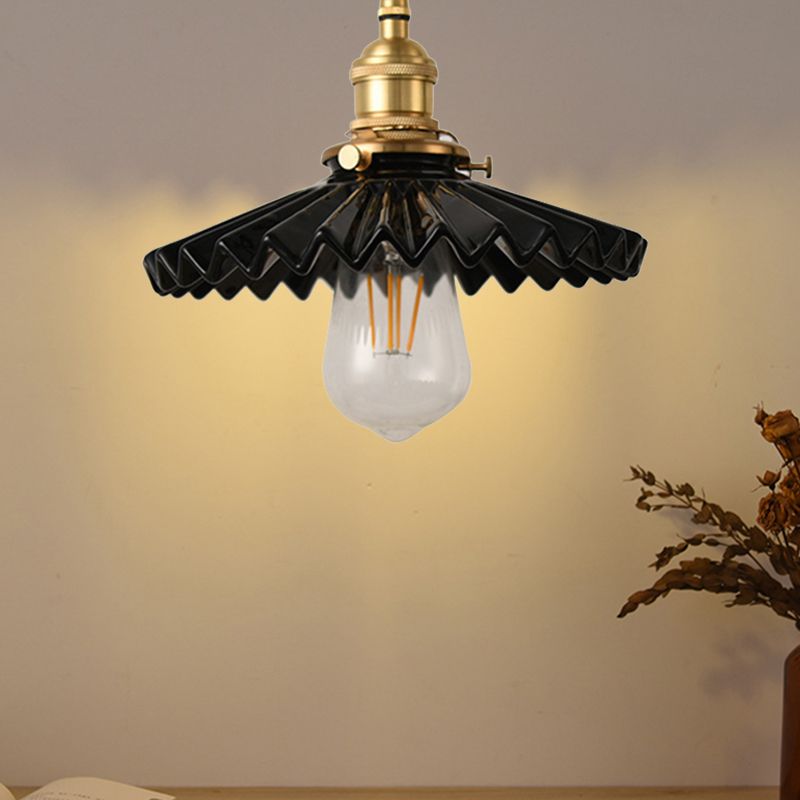 Tombre de techo de techo de techo de hierro chirriante Lámpara de comedor de luz simple vintage lámpara colgante en negro/negro