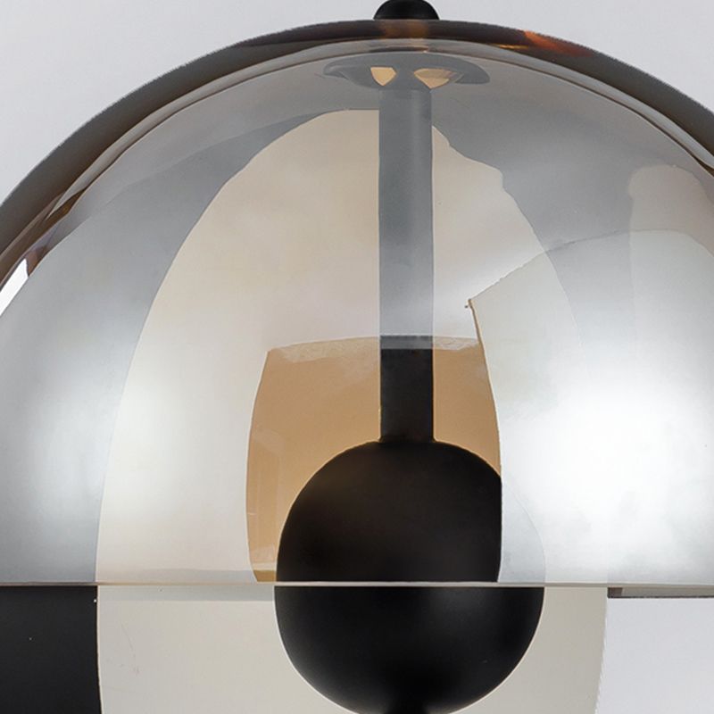 Eenvoudige bureaulamp huishoudelijke glazen tafellichtmakelaar voor slaapkamerstudieruimte