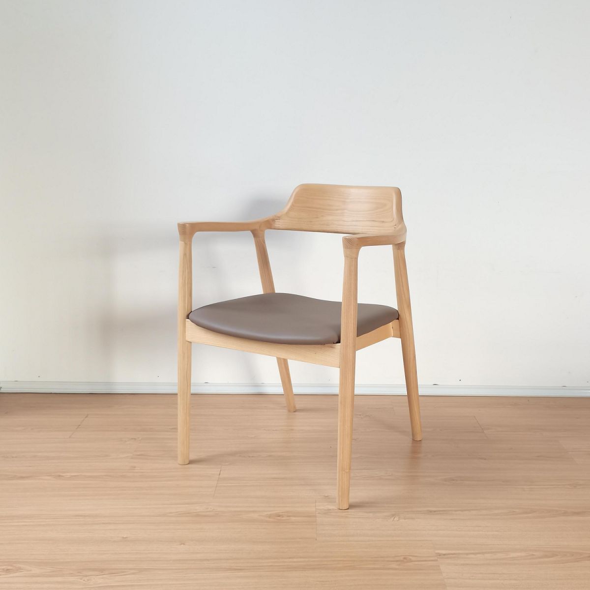 Traditional Open Back Chair Dining Arm Chair with Wooden Legs for Kitchen