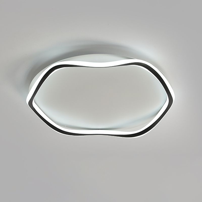 Lámpara de techo con diseño de línea sencilla y luz LED empotrada para sala de estar