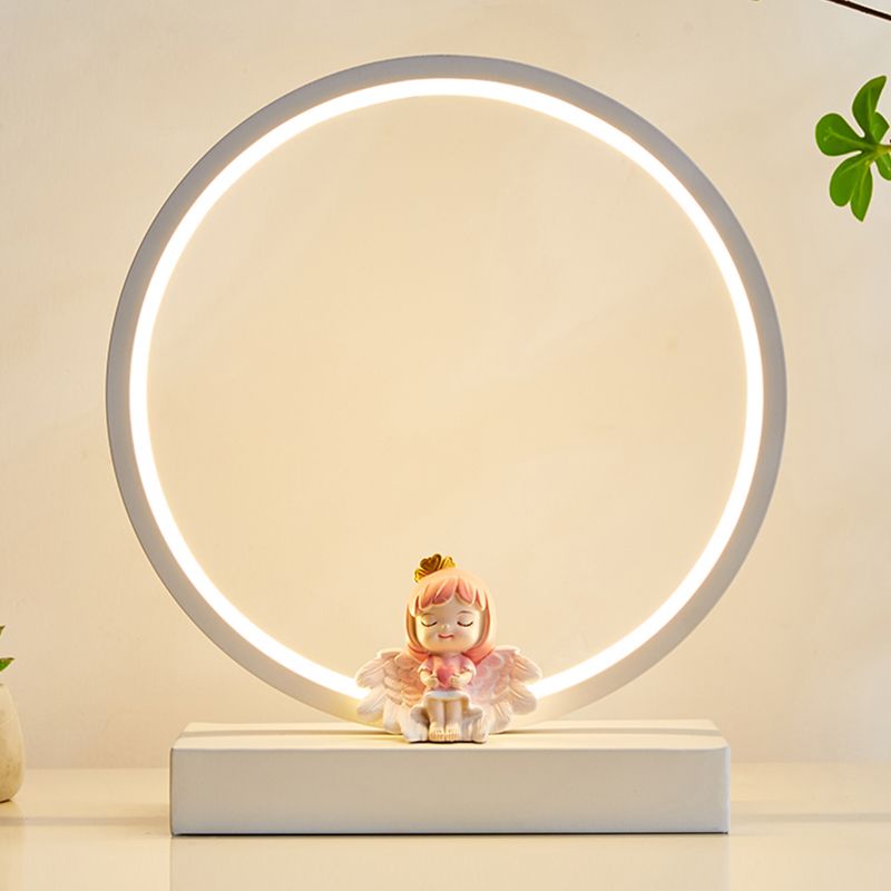 Modern Style Circle Shape Table Light Metal 1 Light Nightstand Lamps for Table