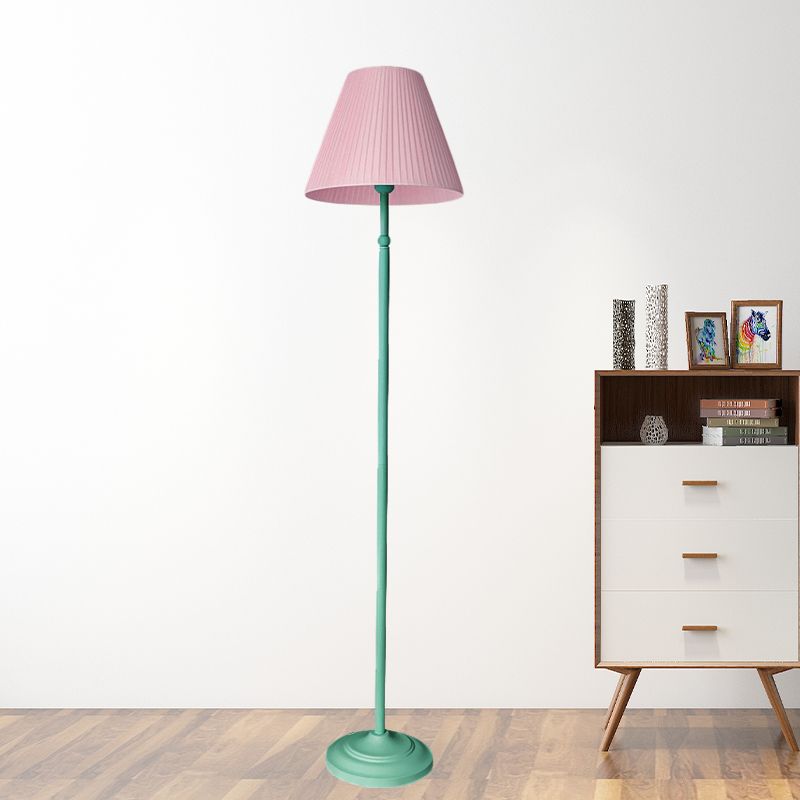 Lámpara de lámpara de pie de 1 luz de la varilla recta de macarrón en rosa/verde con tono rosa/amarillo plisado