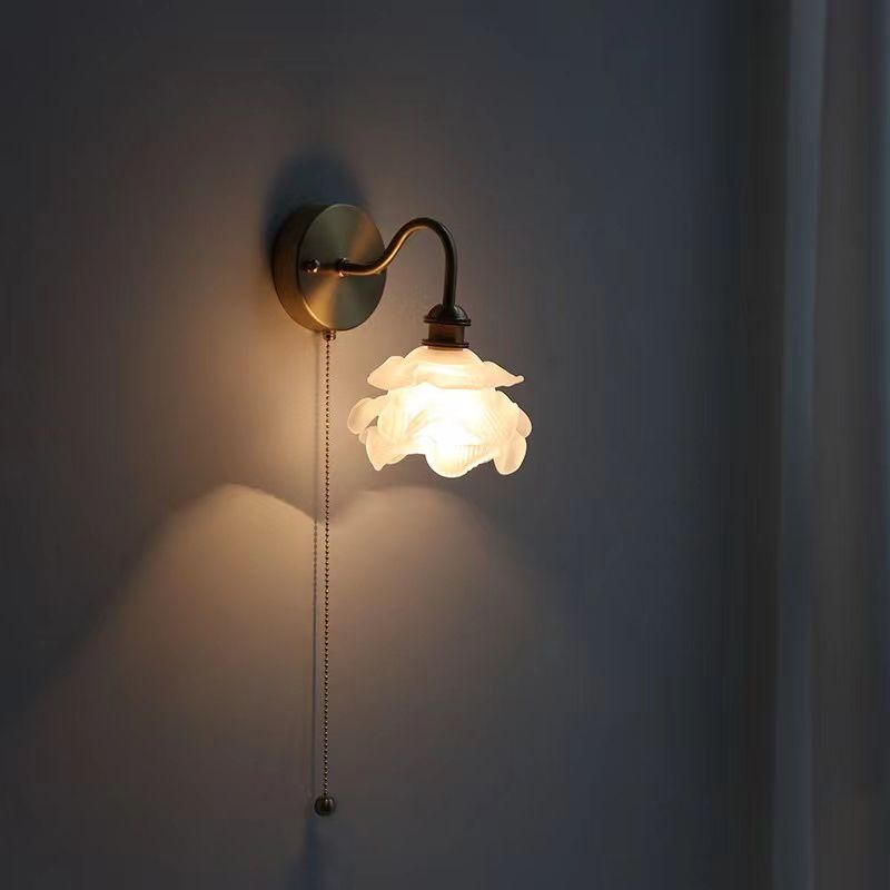 Flower Wall Lighting Modern Glass 1 Light Rustic Wall Sconces in Gold