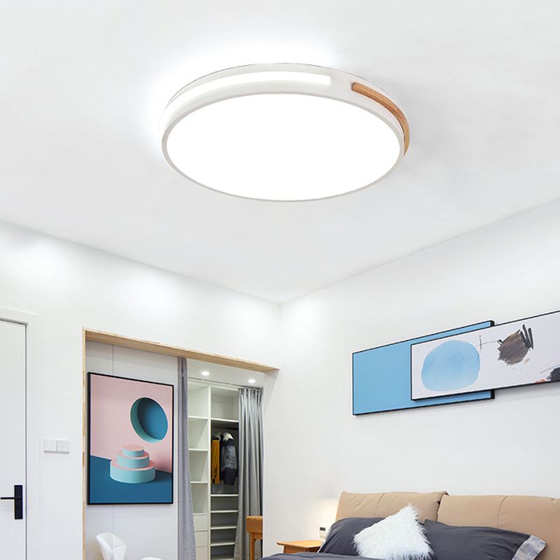 Acrylic Round Flush Mount Lamp Modernist LED Close to Ceiling Lighting for Bedroom
